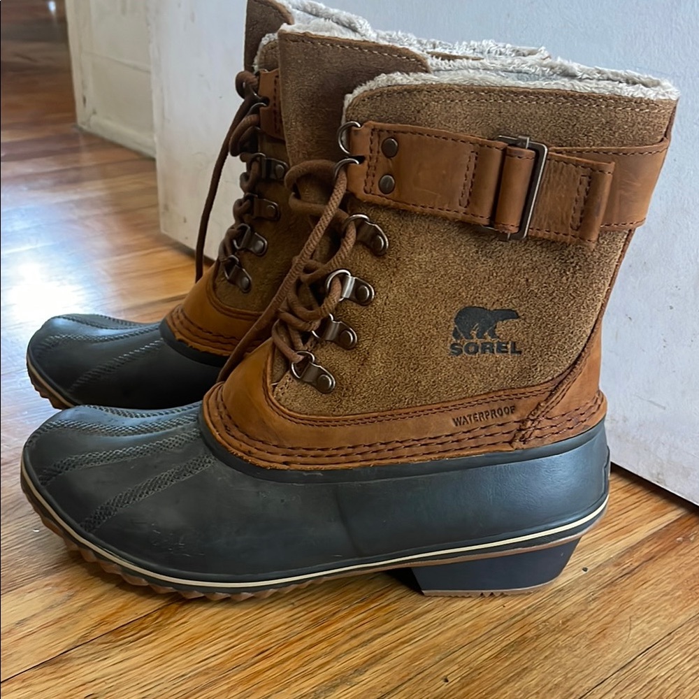 Sorel Waterproof Brown and Black Heeled Boots